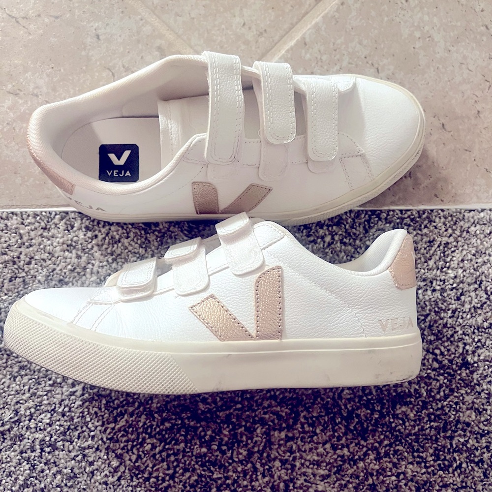 Veja shoes